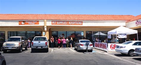 Hearts alive village - 286 W Lake Mead Pkwy Henderson, NV 89015. Community Partners. Petsmart Charities. Contact Details. Text the Volunteer Coordinator at 702-670-1875. Safety Information. Please wear tennis shoes (non slip if available) and appropriate clothes. Please do not wear tank tops, tube tops, slacks, shirts, dresses, flip flops, or any hazardous clothing.
